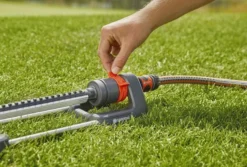 Gardena 18702-20 Zwenksproeier Aqua M 5 Gardena 18702-20 Zwenksproeier Aqua M -Optimaal Tuinonderhouds Winkel 8870220 2