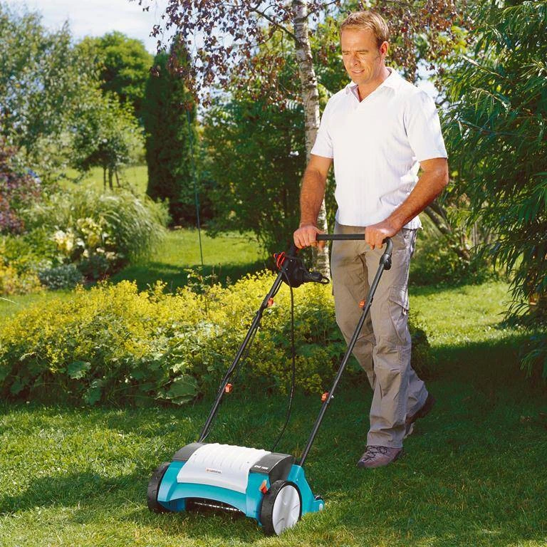 Gardena Elektrische Verticuteermachine EVC 1000 2 Gardena Elektrische Verticuteermachine EVC 1000 - Afbeelding 2